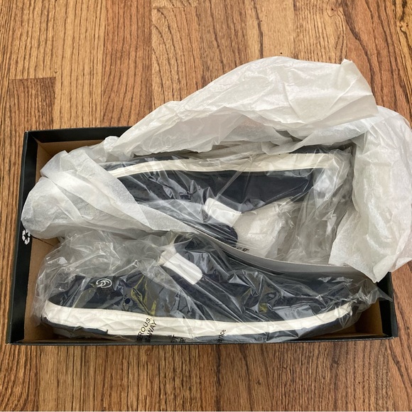 Dr. Scholl's Women's Alma Fashion Sneaker - Picture 4 of 6